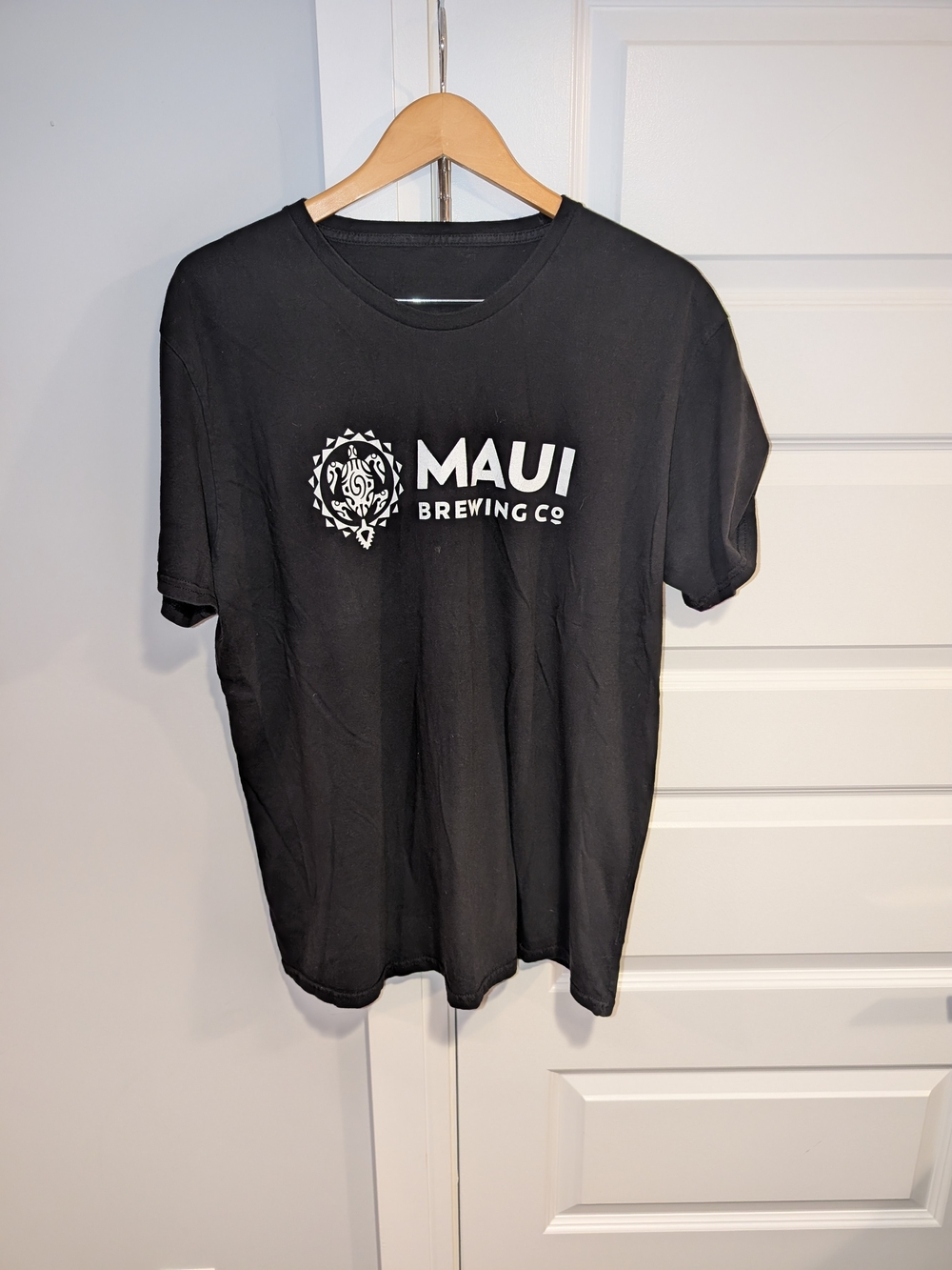 Maui Brewing Co T-Shirt Mens Black Hawaii Beer Graphic Tee